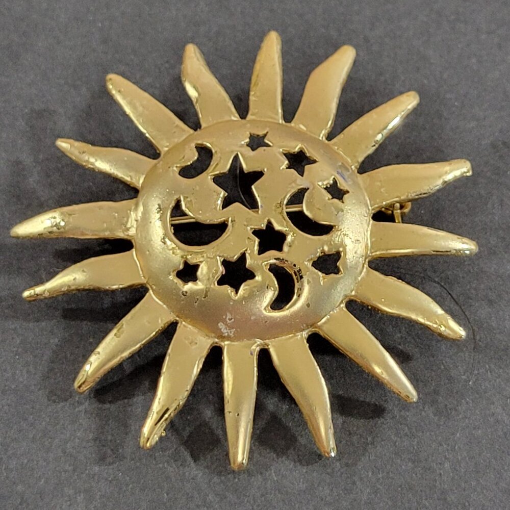 Vintage Sun Brooch Gold Tone Celestial Cutouts Crescent Moon Stars Astrology 2.5